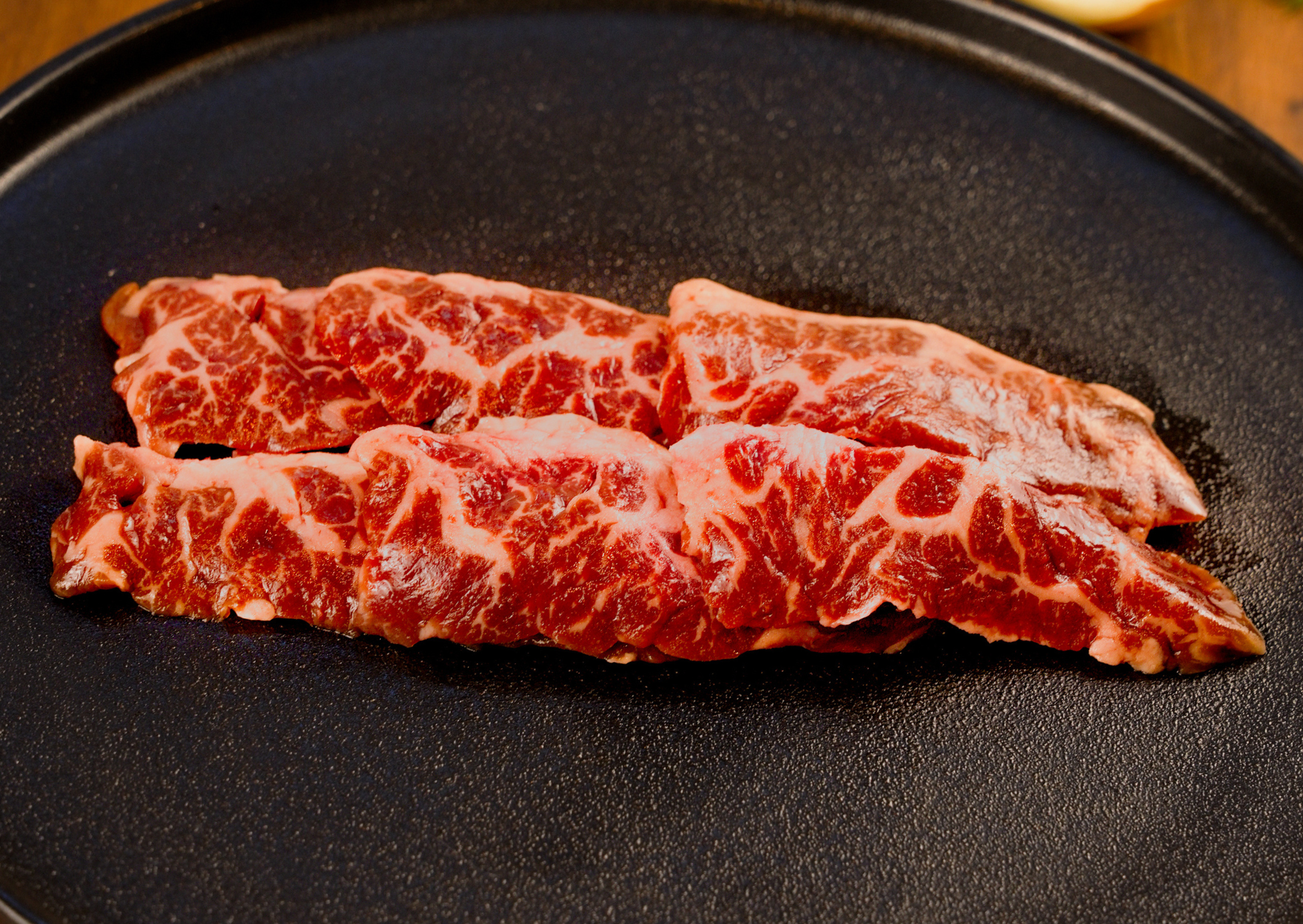 【焼くだけ楽ちん】秘伝タレ漬け焼肉セット（つけタレ付き／4〜5人前）