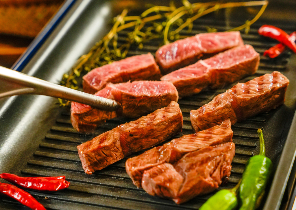 【贅沢食べ比べ】お塩で食べる厚切りステーキ3種セット（トリュフ塩付き／2〜3人前）